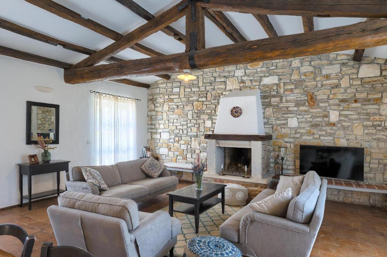 Villa Leopoldo By Istrian Country Houses Barat  Eksteriør billede