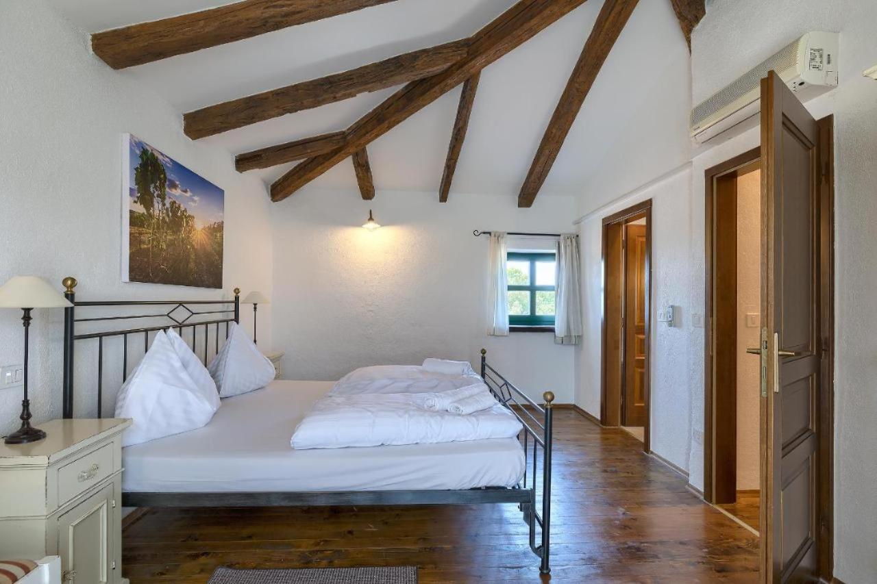Villa Leopoldo By Istrian Country Houses Barat  Eksteriør billede