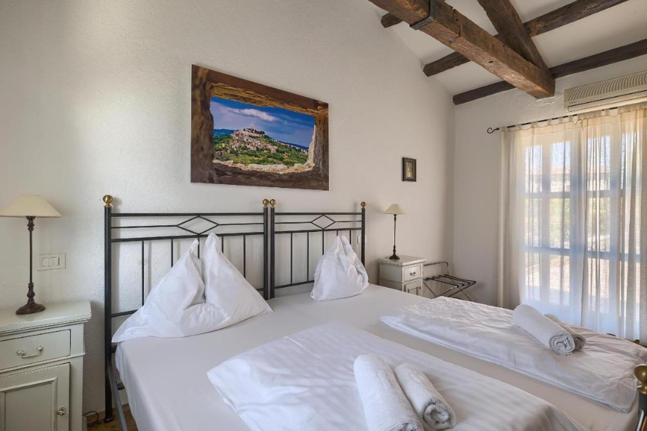 Villa Leopoldo By Istrian Country Houses Barat  Eksteriør billede